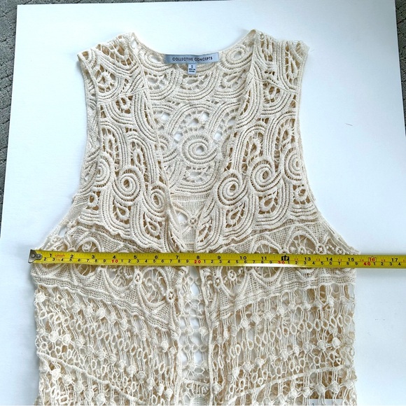 COLLECTIVE CONCEPTS macramé-like vest. Size small, EUC. - Picture 11 of 15